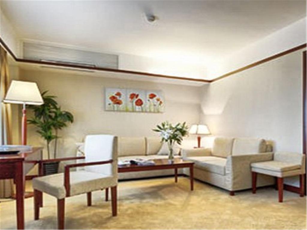 Beijing Starmoon Hotel Екстер'єр фото