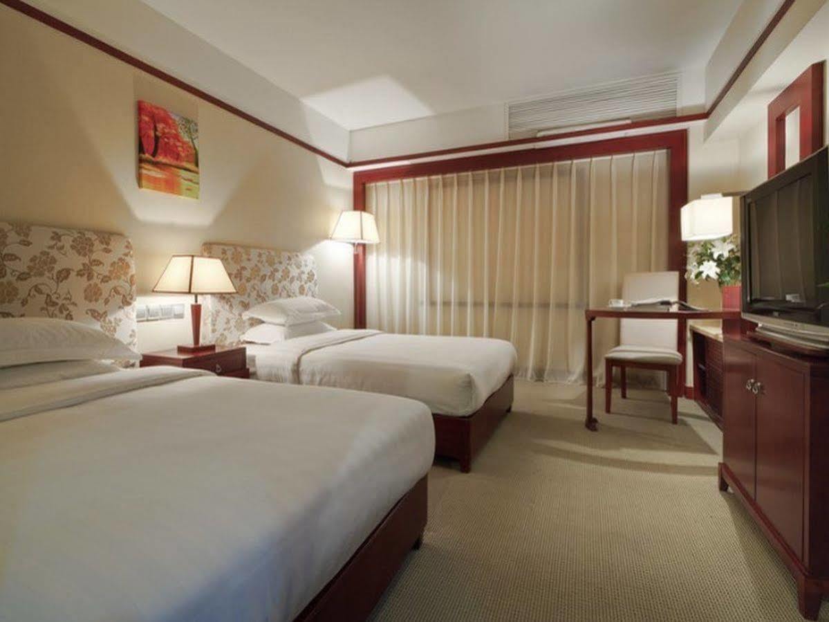 Beijing Starmoon Hotel Екстер'єр фото